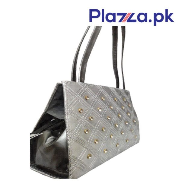 "ladies handbags in Pakistan"