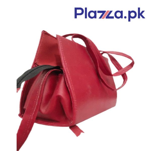 ladies handbags in Pakistan"
