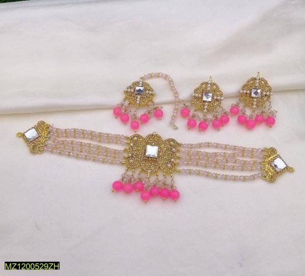 Women Fancy Jewelry Set in Pakistan