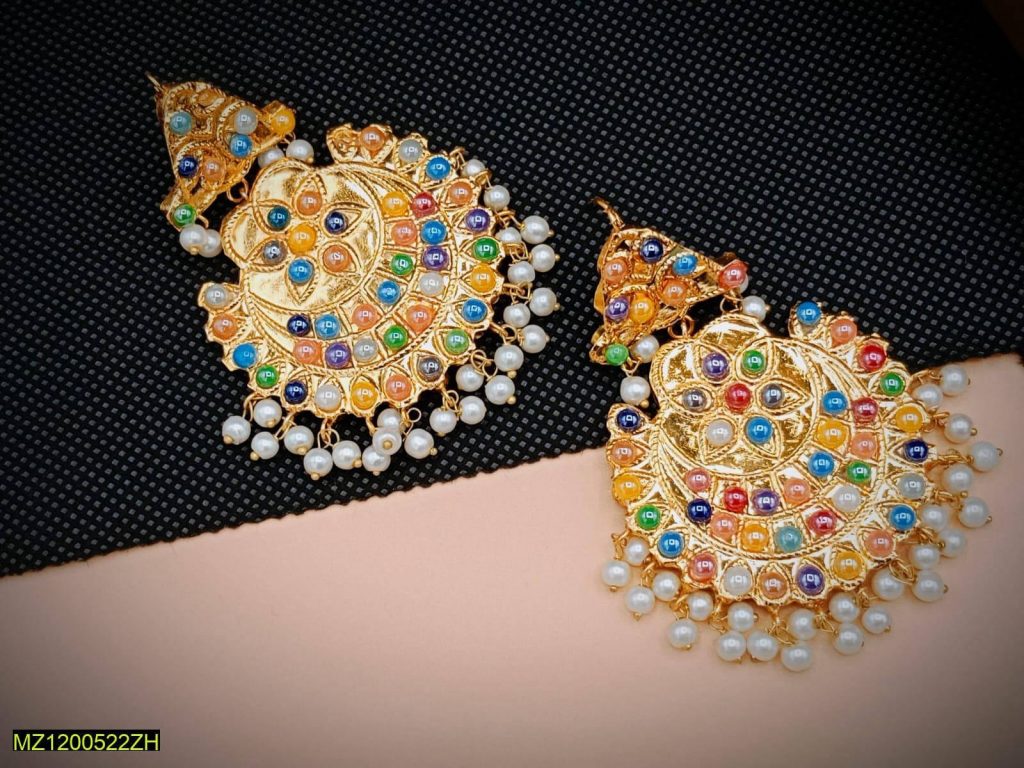 Women Traditional Earrings in Pakistan